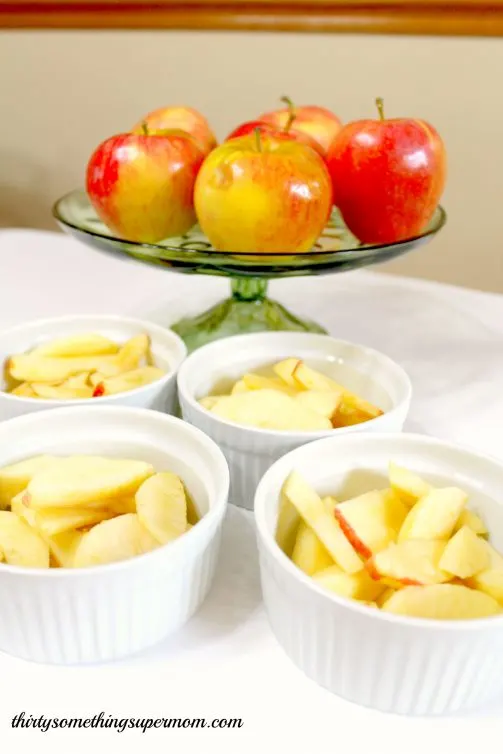 how to make healthy baked apples in ramekins. 