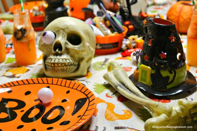 Halloween Tablescape 1