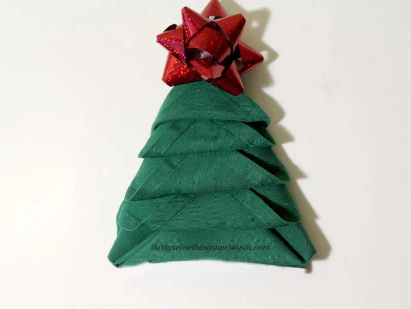 How to Fold a napkin into a Christmas Tree
