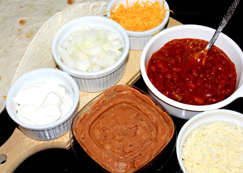 Chili Cheese Quesadilla ThirtySomethingSuperMom