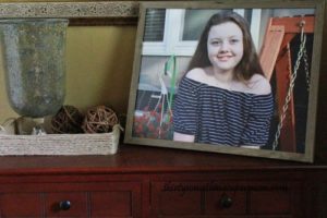 DIY Canvas Picture Frame