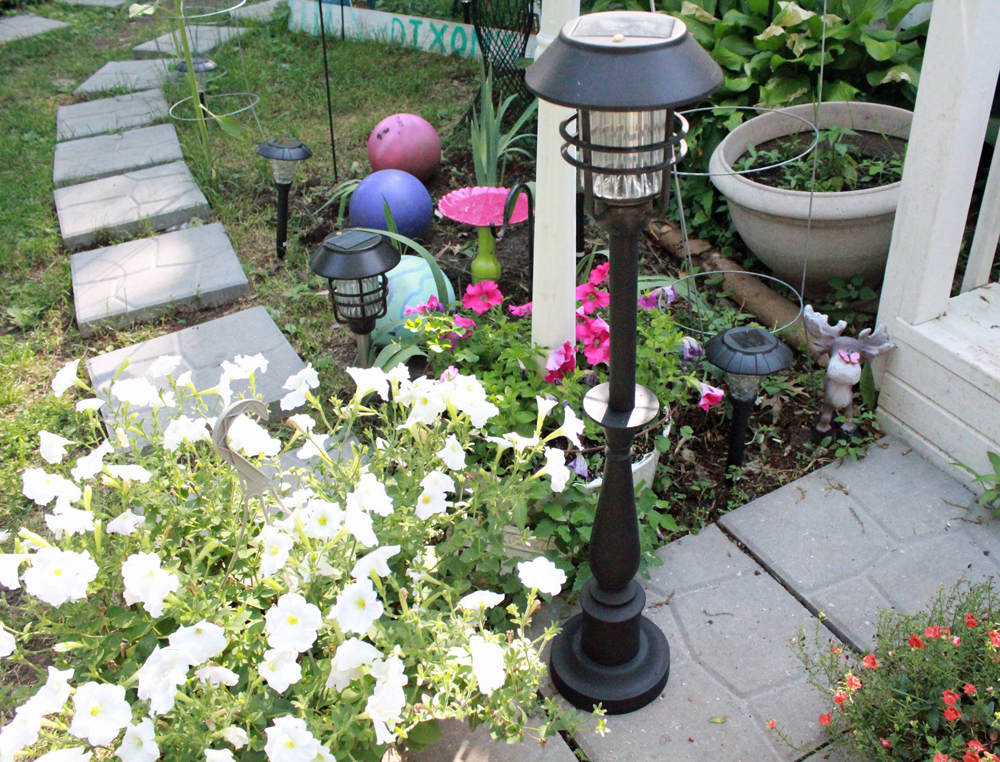 DIY Garden Post Upcycle from Lamp