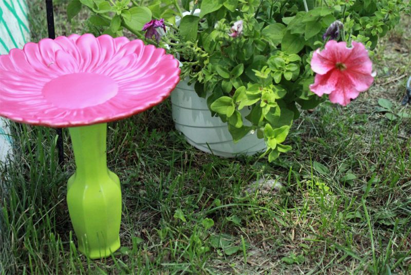 Repurpose Old Dishes in the Garden