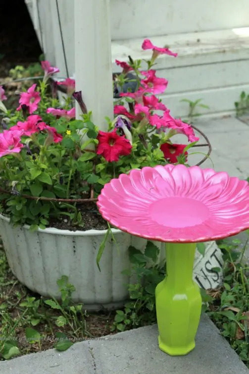 Repurpose Old Dishes in the Garden