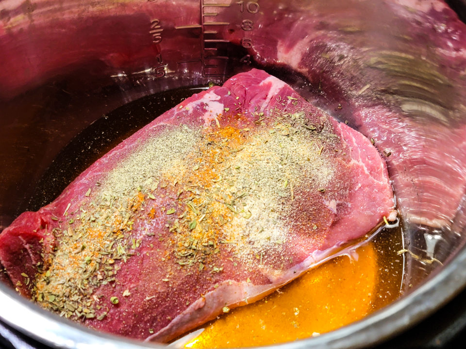 Instant Pot Roast Beef and Gravy (Low Carb Recipe) ThirtySomethingSuperMom