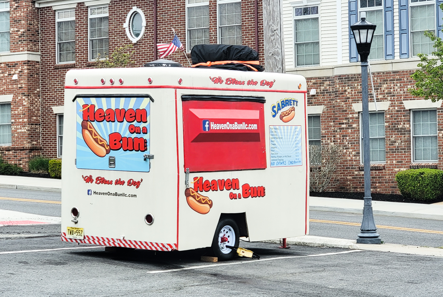 Sabrett Hot Dog Cart in New Jersey 
