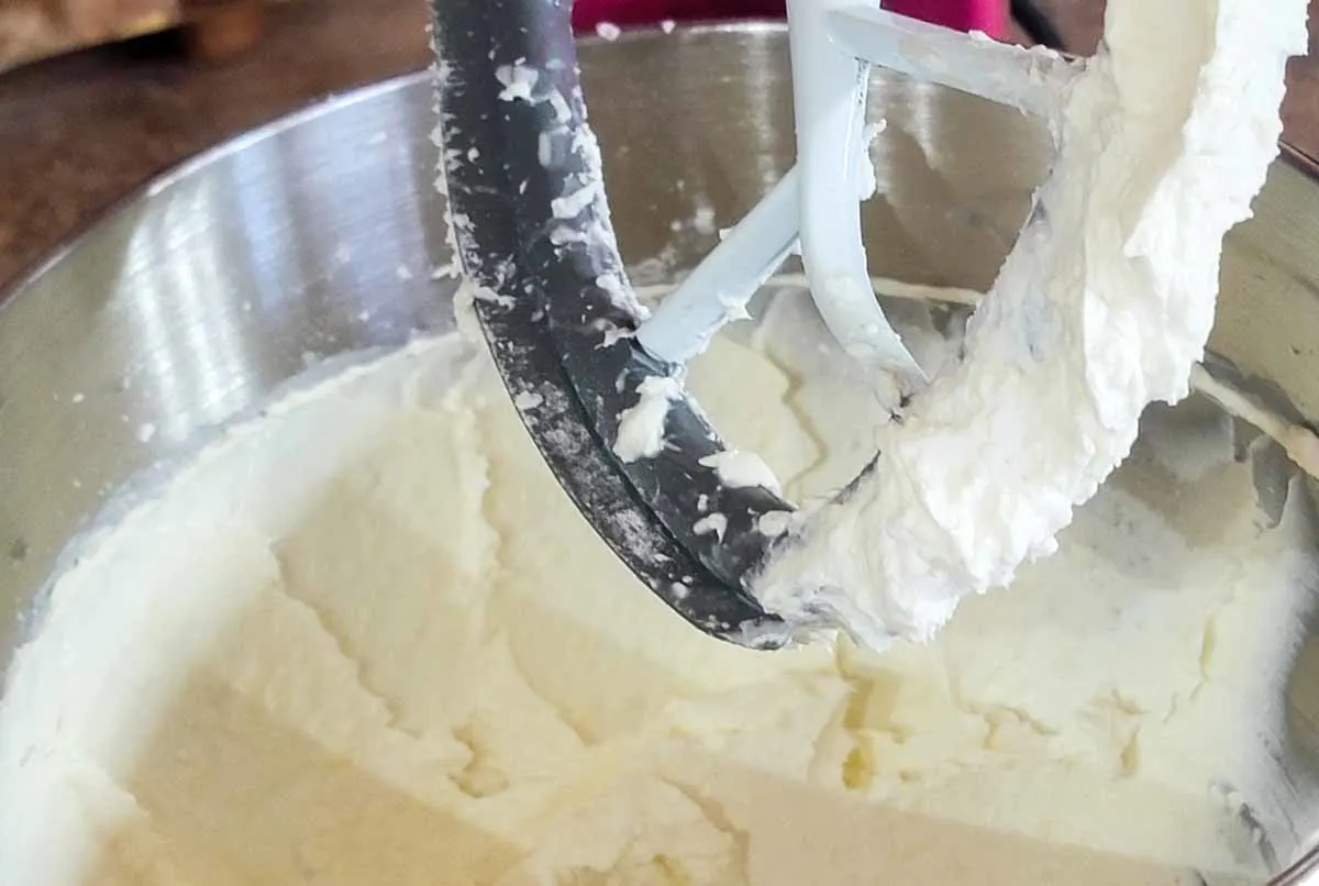 sugar-free cream cheese frosting in mixing bowl.