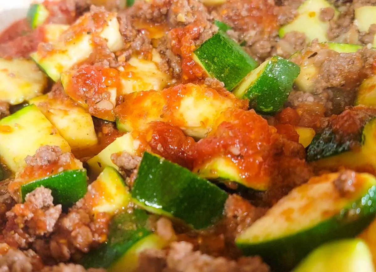 zucchini, meat, and red sauce in one pot