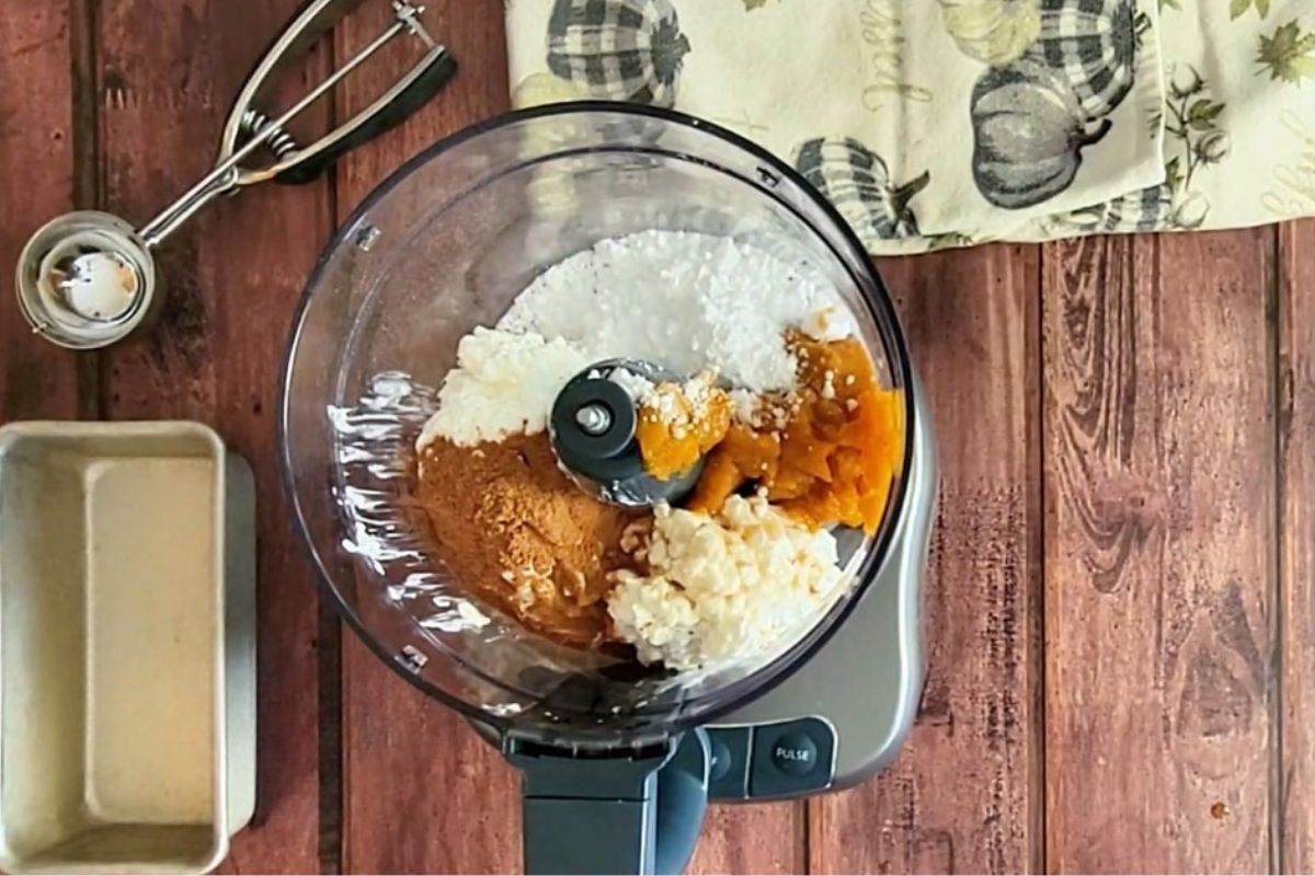 low carb high protein pumpkin ice cream in food processor. 